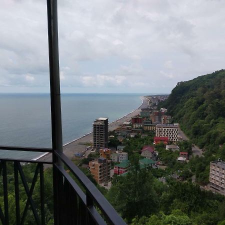 Aniva The Hotel Batumi Luaran gambar