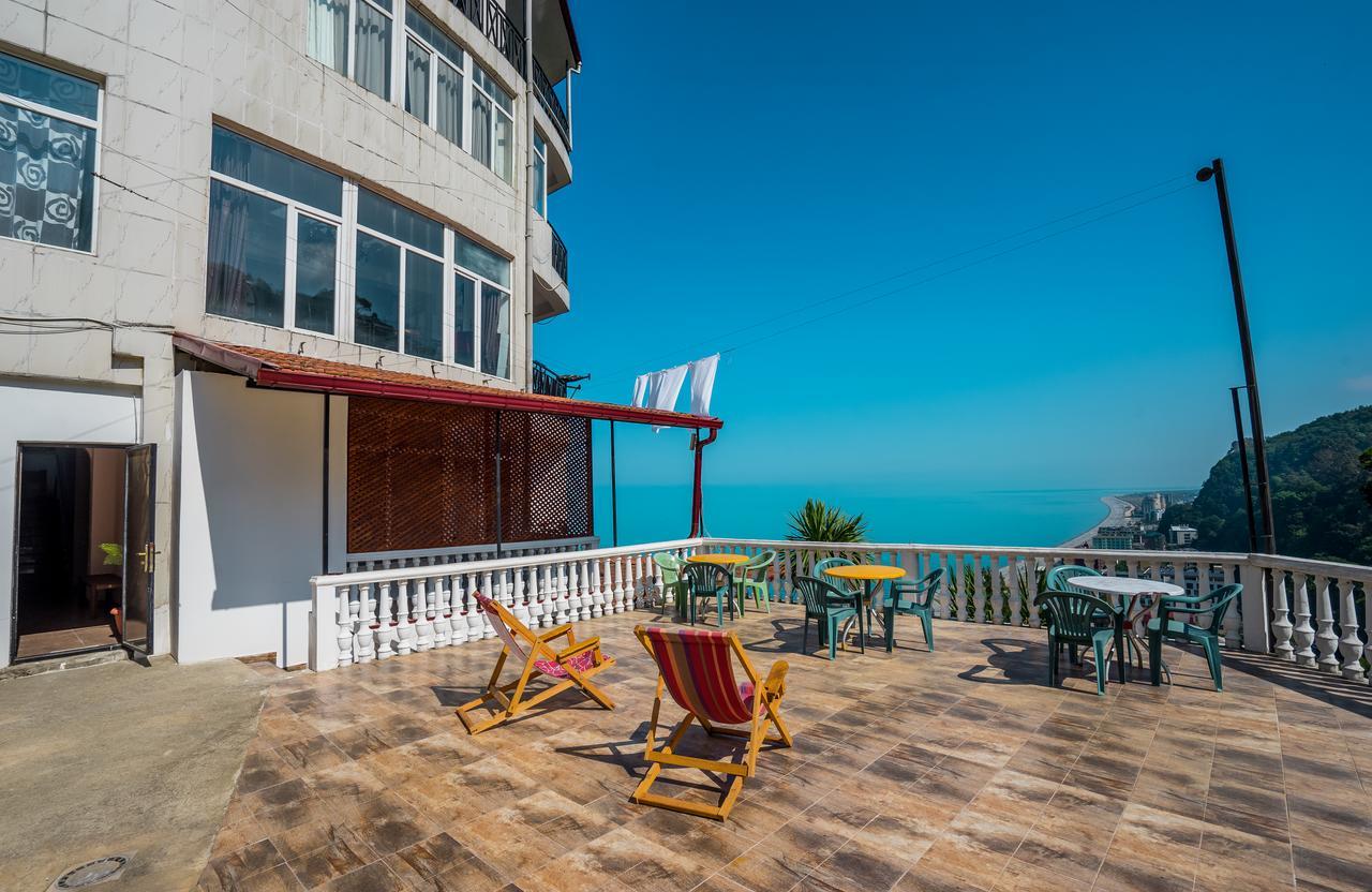Aniva The Hotel Batumi Luaran gambar