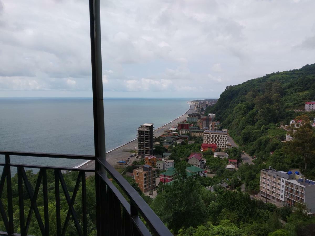 Aniva The Hotel Batumi Luaran gambar